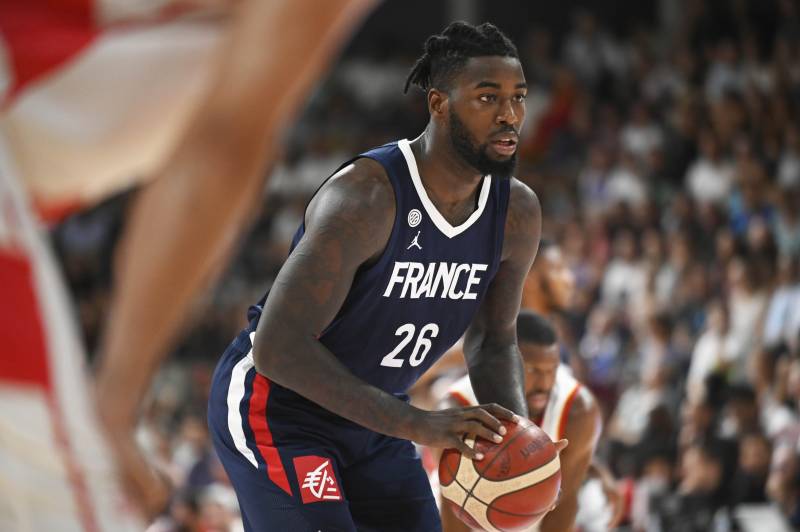 Lessort en est jeté