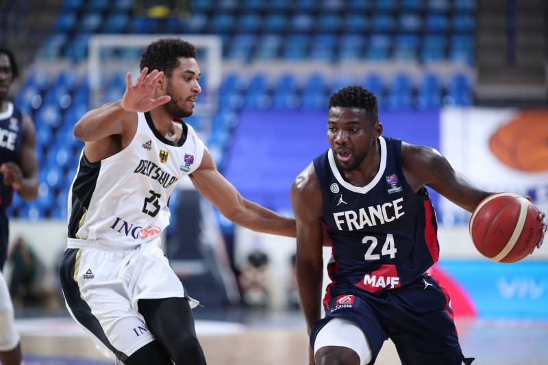 Il fallait l’inviter