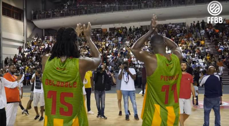 Mickaël Gélabale et Florent Pietrus lors de leur jubilé en Guadeloupe